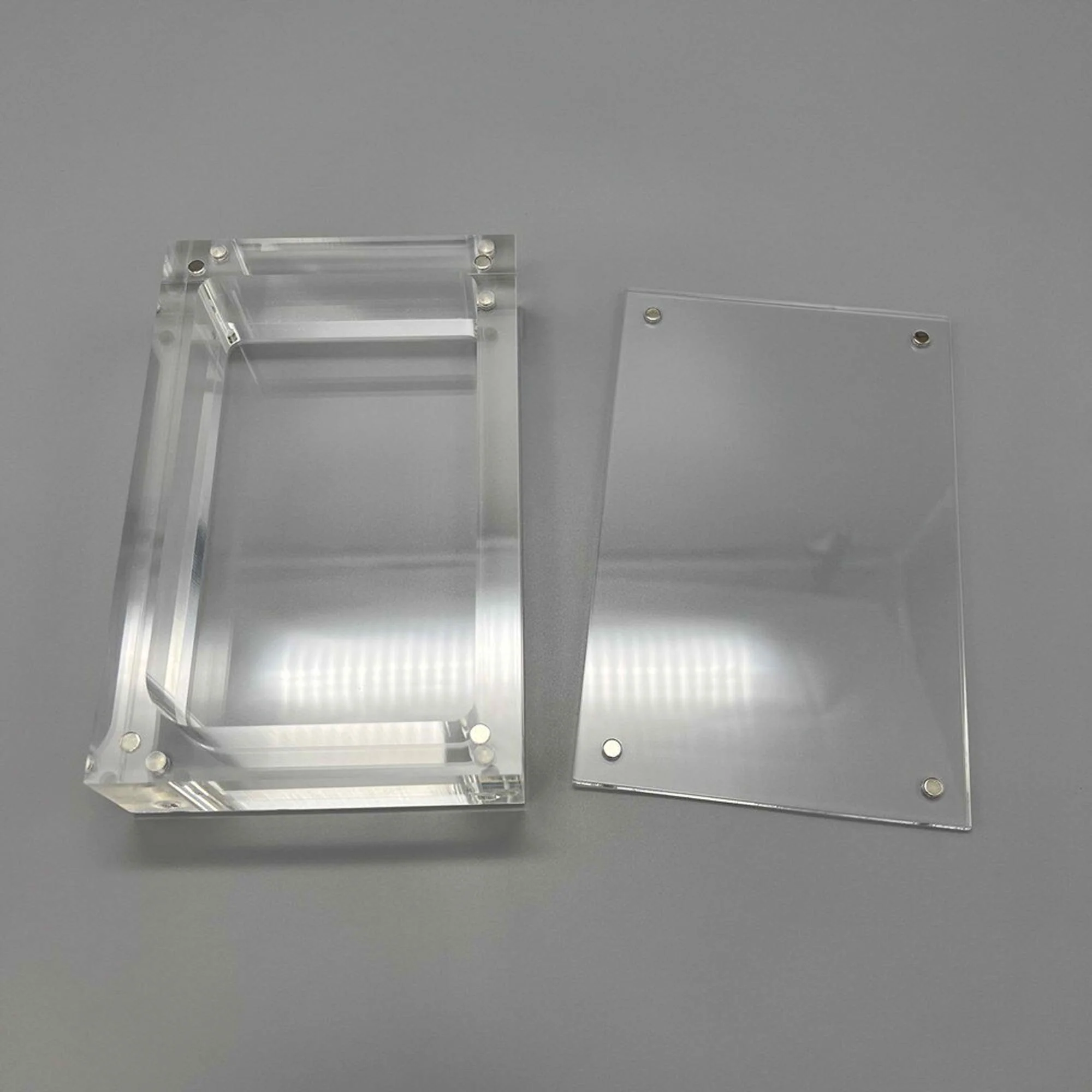 Acrylic Magnetic Game Case for Game Boy Light - Image 4